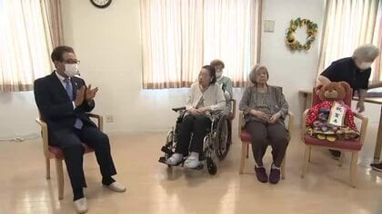ちょうど100年前の1926年・大正15年に生まれた「ご飯は毎日食べないと。大事なことだから」9月21日『敬老の日』を前に秋元克広札幌市長が“100歳”迎える高齢者を訪問し長寿祝う_北海道