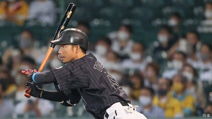 3塁側ベンチも新鮮 ロッテ鳥谷敬が甲子園で逆転勝利呼んだ