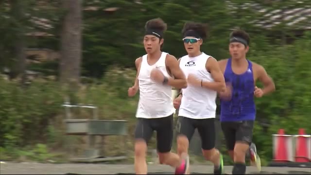 トライアスロン強化拠点 “県内を検討” 東御、小諸の高地トレーニング施設 会長らが視察