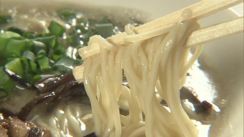 1日約150食が2時間で売り切れる日も！行列できても期間限定？“100日後に閉店するラーメン店” 豚骨で塩ラーメンの地・函館に挑む｜FNNプライムオンライン