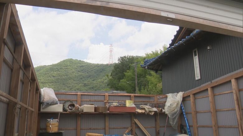 急激に風雨強まる様子が映像に…『突風』によるとみられる被害が岐阜県内で24棟 飛ばされた車庫の屋根は120m先に｜FNNプライムオンライン
