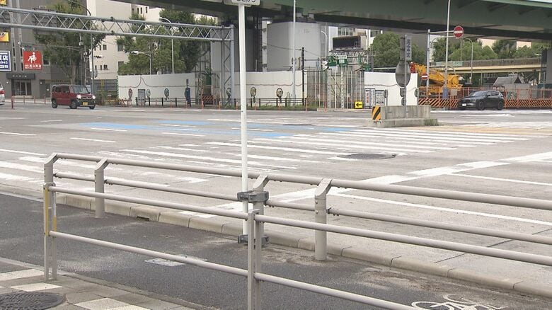 未明の国道交差点で…50ー60代位の男性が軽自動車にはねられ意識不明の重体 運転の20歳男を現行犯逮捕｜FNNプライムオンライン