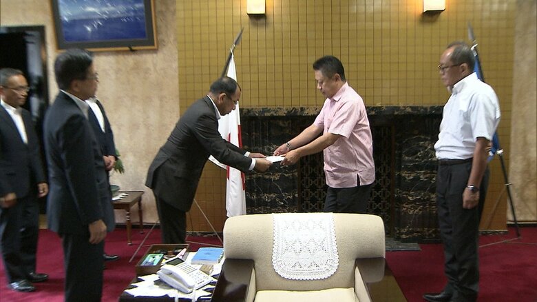 中山県議の辞職を求める請願も提出された