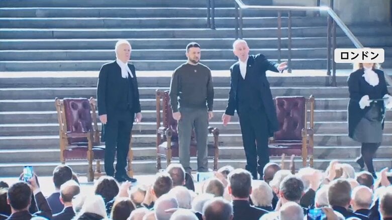 フランスに先立ちイギリスを訪問