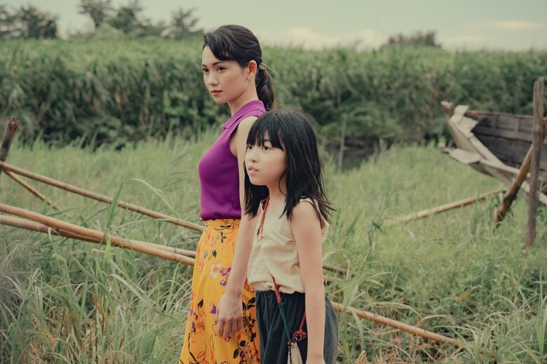 映画「遠い山なみの光」©2025 A Pale View of Hills Film Partners