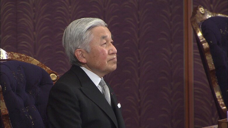 御製の詠みあげをお聞きになる天皇陛下