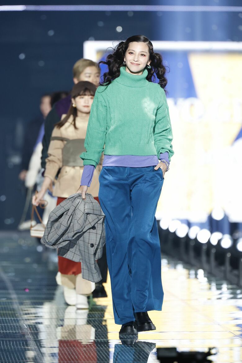 (c) マイナビ TOKYO GIRLS COLLECTION 2022 AUTUMN/WINTER