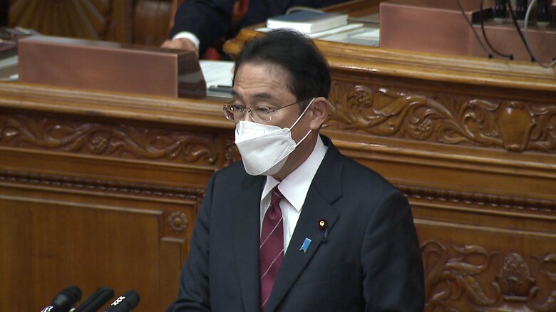 所信表明演説を行う岸田首相（2021年12月6日）