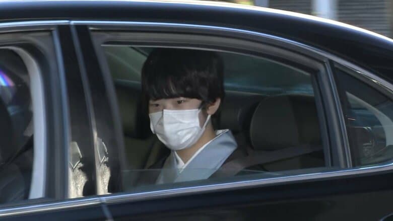 水色の和風姿の悠仁さま（2022年1月1日）