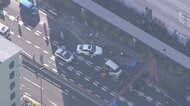 死亡は81歳男性と28歳女性と確認　11人死傷ひき逃げ　男の自宅を捜索　東京・足立区