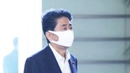 権力者の健康不安説を考える 安倍さんはただ疲れているだけなのか まさかの「仮病?」説も