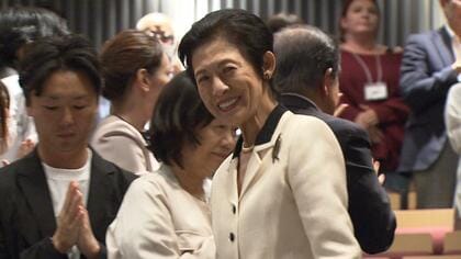 高円宮妃久子さま 高校生英語クイズ大会「アメリカボウル」をご観戦　”Enjoy life.”などとメッセージ