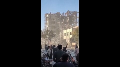 イスラエルがイラン新指導者選出機関「専門家会議」を空爆　体制弱体化を狙う　イランはクラスター弾で“報復”