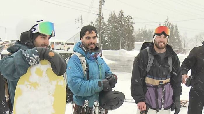 遭難したイスラエル国籍の3人が下山