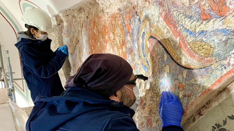 トルコのトプカプ宮殿で壁画発見～約500年の時を経て色鮮やかに蘇る