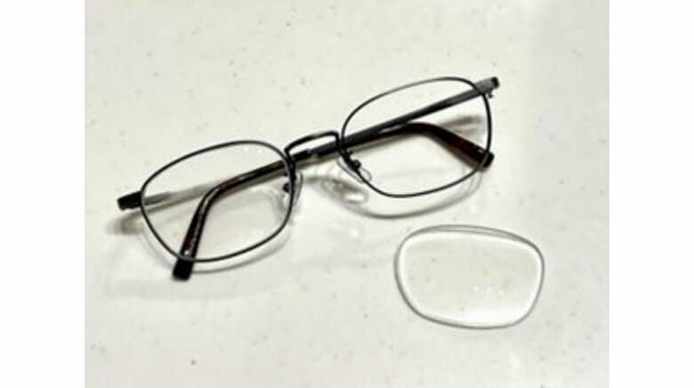 接着剤はNG！非常時に「メガネが壊れた時の応急処置」をメガネ店主が紹介…避難所での留意点も聞いた｜FNNプライムオンライン