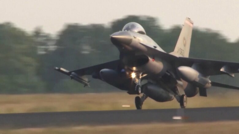 「ウクライナの防衛力と抑止力に貢献する」アメリカ政府、F-16戦闘機の供与を正式承認｜FNNプライムオンライン