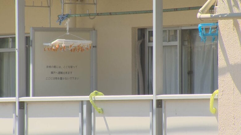 自宅に母親の遺体を放置か 警察が息子(40)を逮捕して動機など調べる 「連絡がとれない」と親族が相談｜FNNプライムオンライン