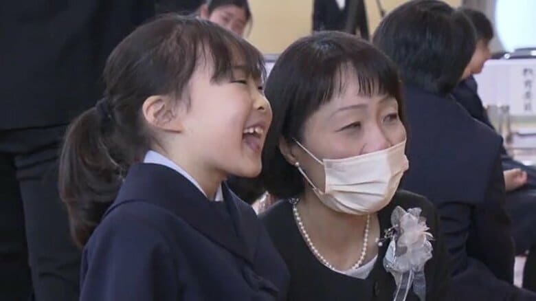 最後の一年生はたった一人　先生との約束は「最後の日まで笑顔で」二人三脚で過ごした閉校までの一年【福島発】　｜FNNプライムオンライン