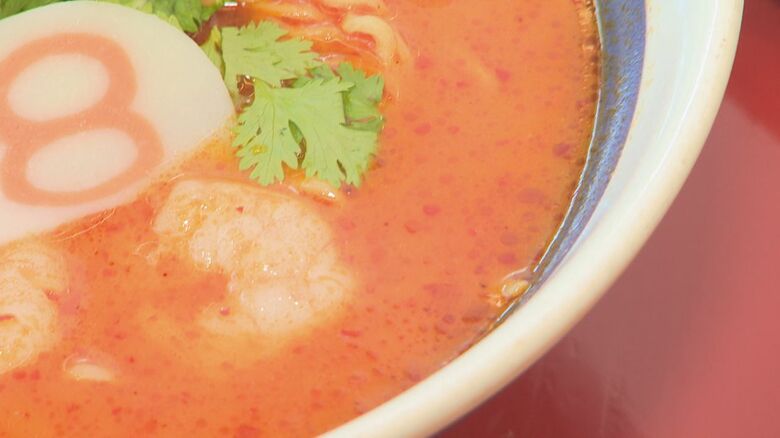 トムヤムクンラーメンのスープ