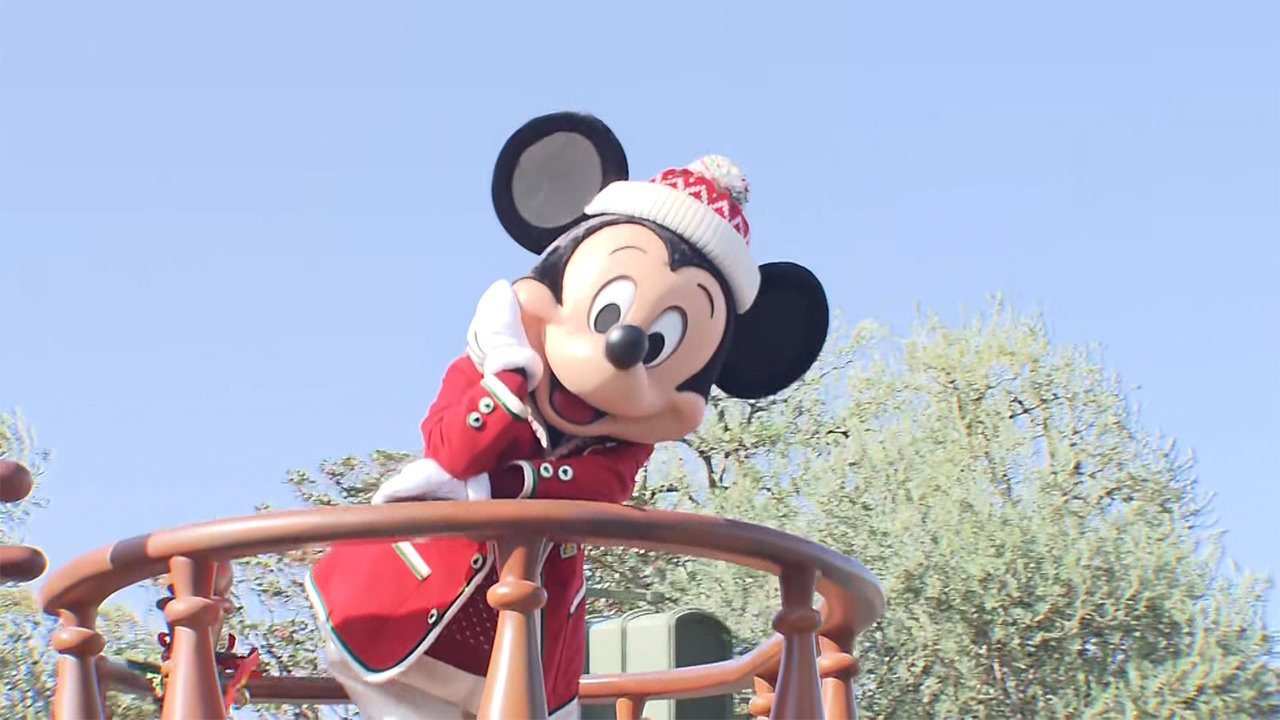 ディズニー クリスマス仕様に 段階的に制限緩和 Fnnプライムオンライン Goo ニュース