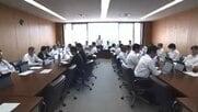 「事前説明なし」に議会側が“反発”…会議開始が4時間遅れに　執行部との関係も変化へ　民主県政県議団は3分裂　福岡県議会