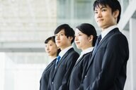 新入職員を希望の“勤務地”に配属　“職務”についてもサポート…狙いを住友生命に聞いた