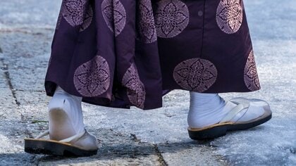 「白の袴に白色の文様」はわずか0.4％？神職の袴は“身分”で異なる…何種類に分かれるのか神社本庁に聞いた