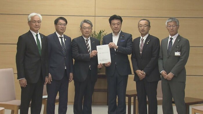 木原稔官房長官と面会した県市町村長の会