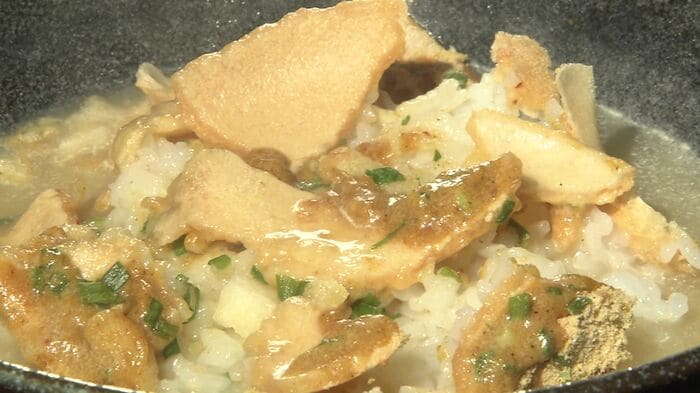 お茶漬けはカレー風味でおいしい味わい