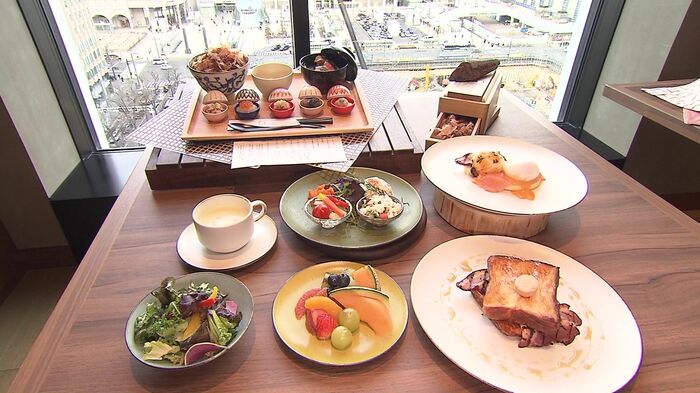 朝食はメイン料理を3種類から選べる