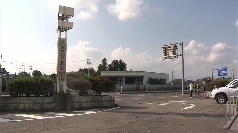 【何が？】警察署駐車場の車内から18歳男性の遺体見つかる…遺体乗せ車で出頭した野本直希容疑者(23)ら2人逮捕　栃木｜FNNプライムオンライン