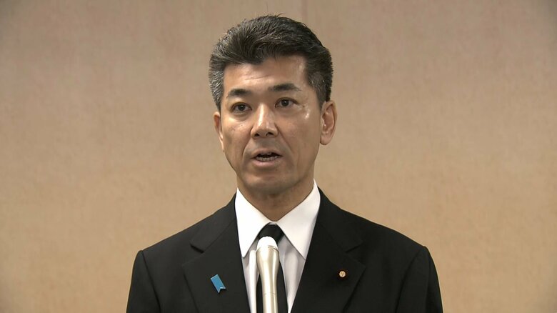 「ウィットで周りを笑顔にさせる方」立憲・泉代表が追悼　安倍元首相一周忌｜FNNプライムオンライン