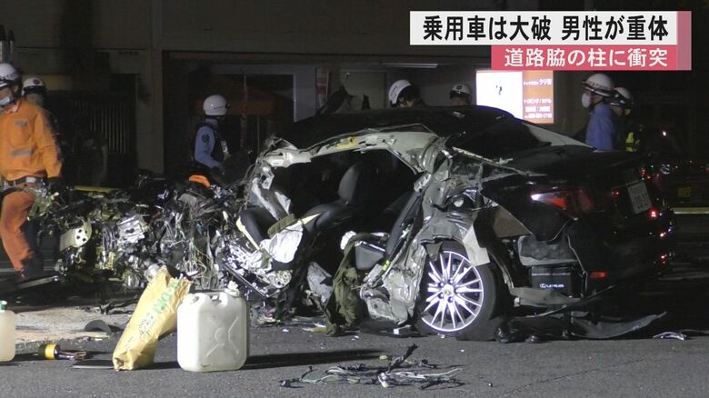 「すれ違ったときはものすごいスピードで」熊本市西区で車が柱に衝突し運転手の男性が意識不明の重体　車はドアやボンネットめくれ原形留めず｜FNNプライムオンライン