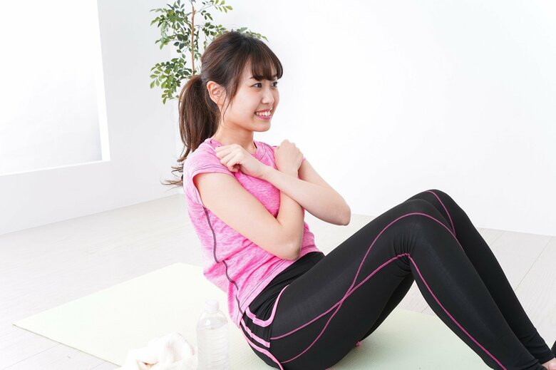食事制限だけでなく適度な運動も（画像はイメージ）
