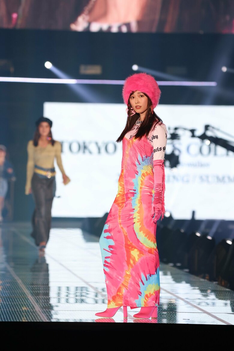 (c)マイナビ TOKYO GIRLS COLLECTION 2023 SPRING/SUMMER