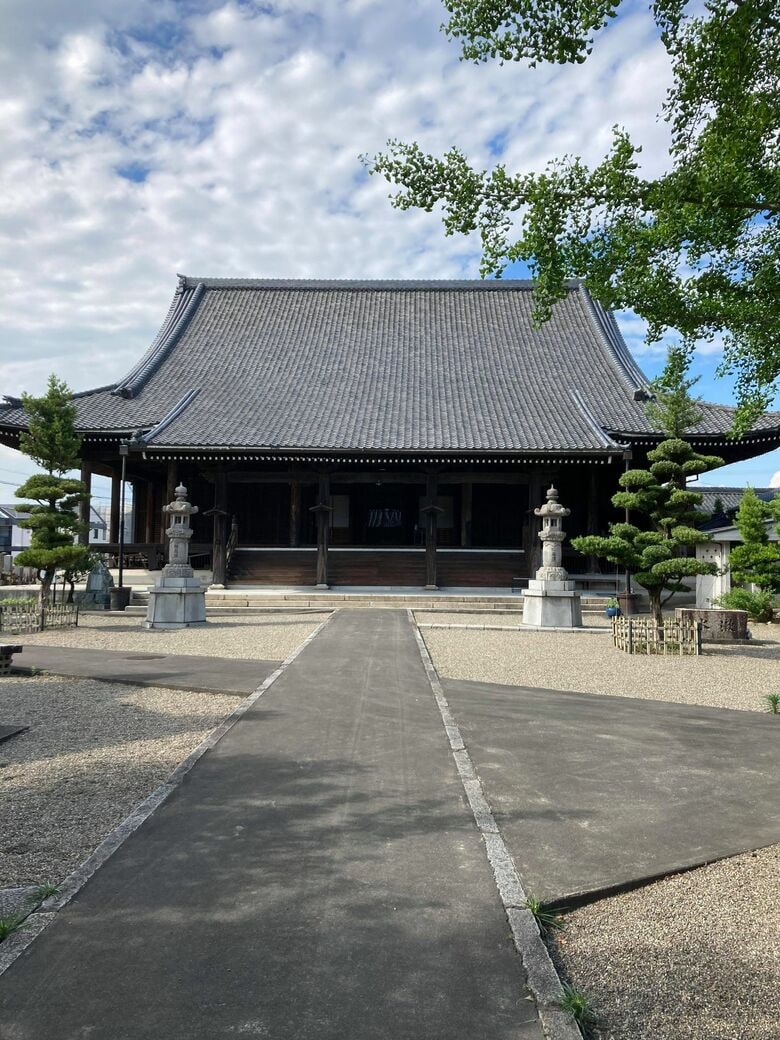 ウィシュマさんが眠る岐阜県の明通寺（写真提供：ウィシュマさん遺族弁護団）