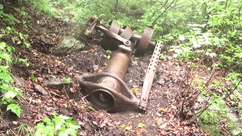 全長184cmあるB29の着陸装置の一部