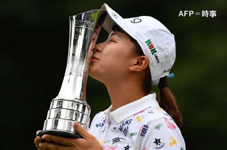“笑顔のシンデレラ”全英オープンゴルフ覇者・渋野日向子選手のパワーの秘密“駄菓子”を調査!
