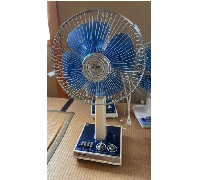 東芝扇風機H-30AQ（提供：扇風機、換気扇収集家さん）